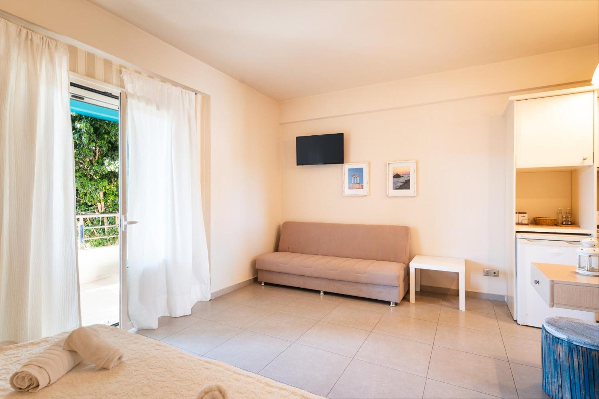 Sun George Aparthotel ฟีนีคุนตา ภายนอก รูปภาพ